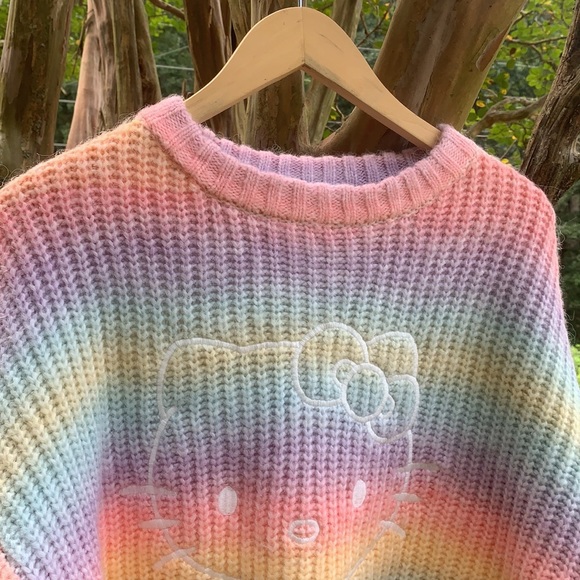 HELLO KITTY X FOREVER 21 Pastel Rainbow Gradient Wash Chunky Knit Sweater - Picture 9 of 11
